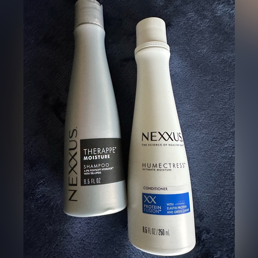Nexxus Therappe & Humectress Shampoo + Conditioner Set - Silver & White